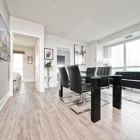 Grand Royal Condos - Cn Tower Торонто Экстерьер фото