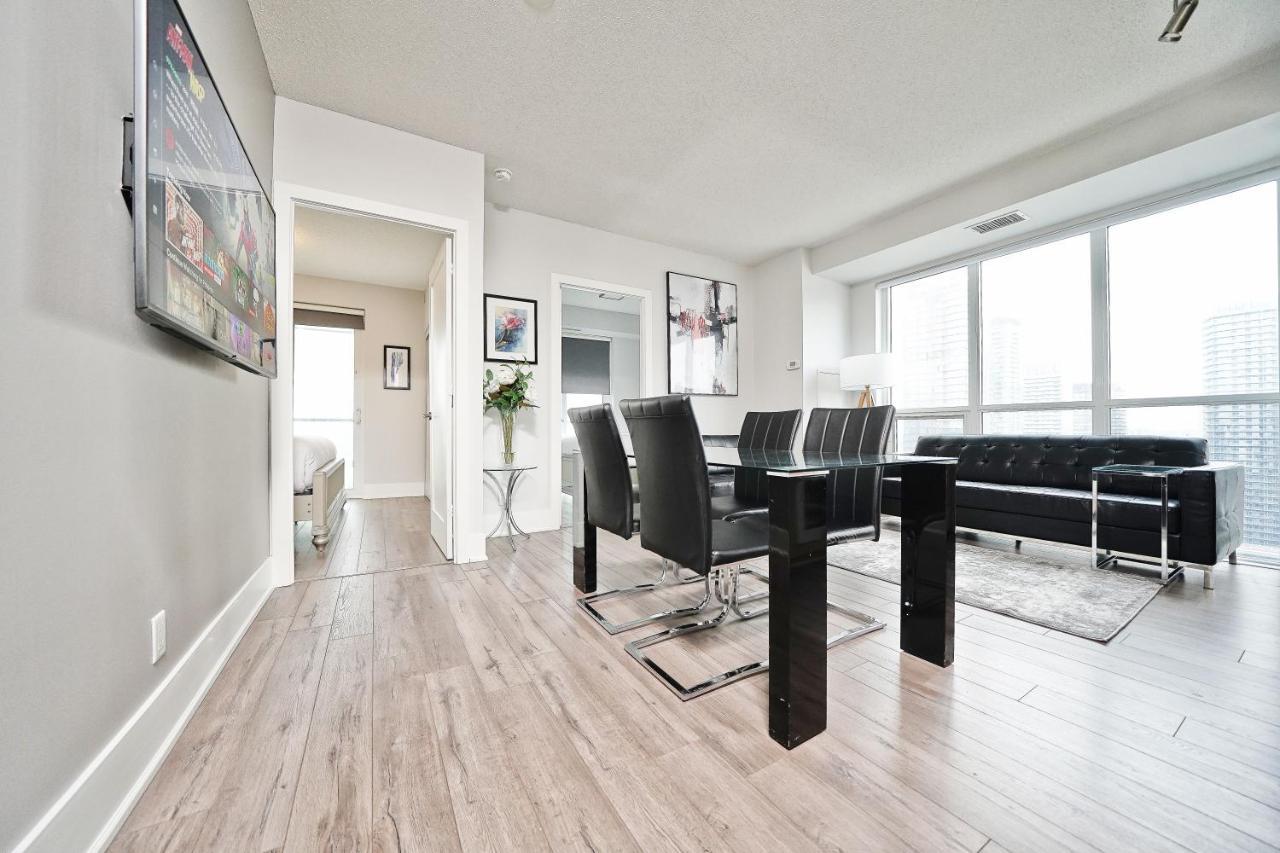 Grand Royal Condos - Cn Tower Торонто Экстерьер фото