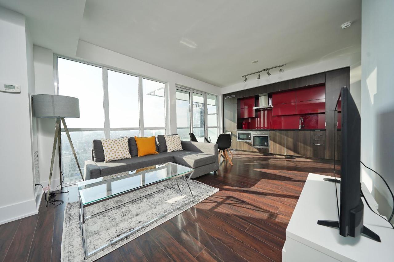 Grand Royal Condos - Cn Tower Торонто Экстерьер фото