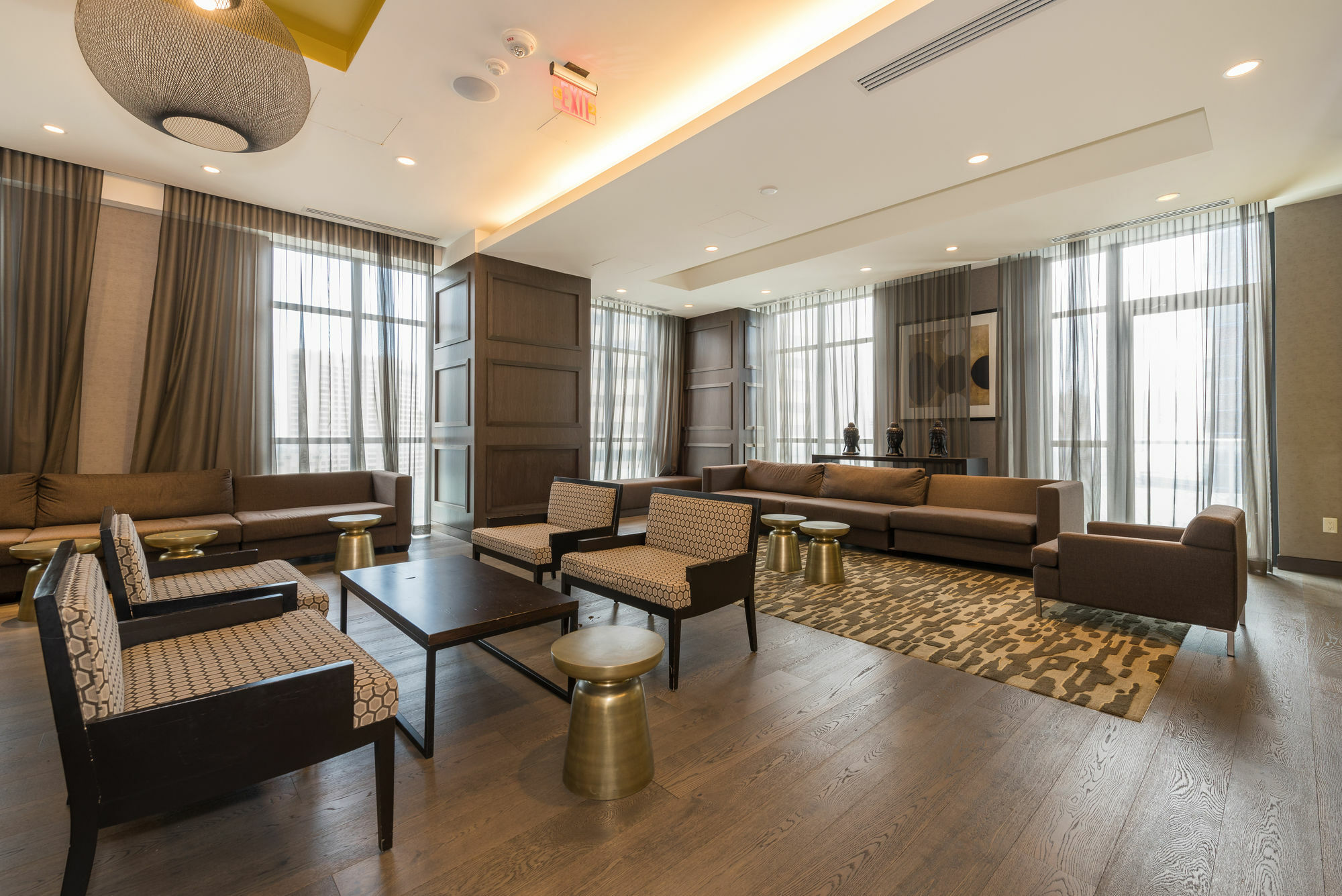 Grand Royal Condos - Cn Tower Торонто Экстерьер фото